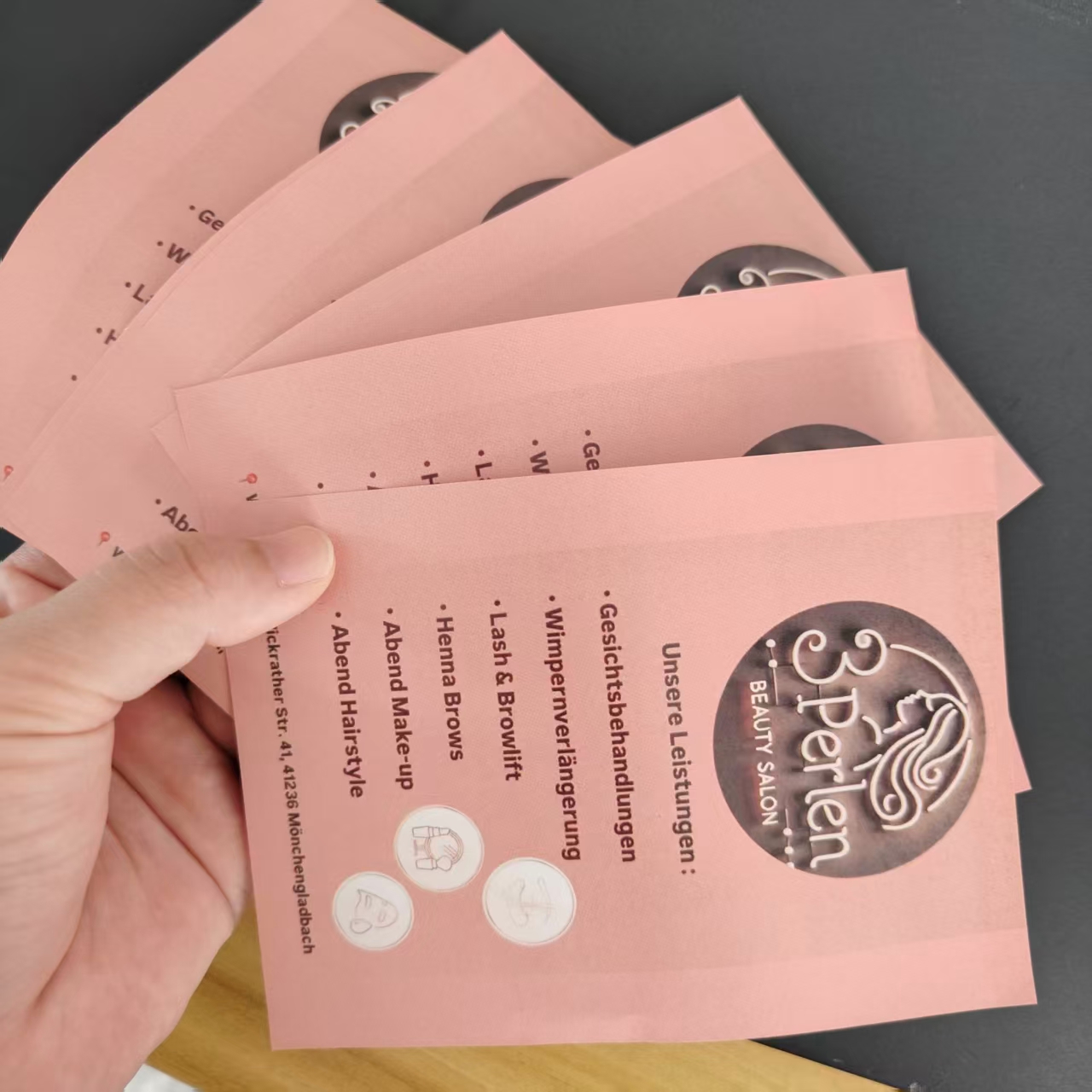 Customized A5 A6 size flyers,  – Commercial Printing Market Bewertung und Preis